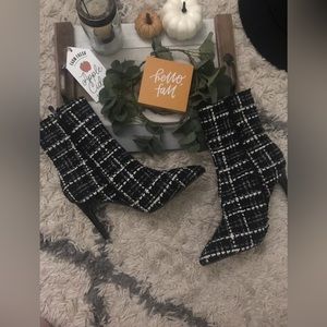 Black & white tweed pointed toe ankle boots